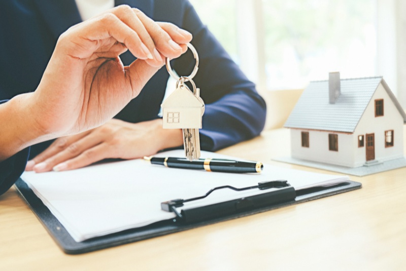 Navigate Home Buying with Confidence and Clarity